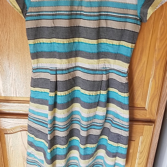 Striped Collared Dress - Picture 5 of 7